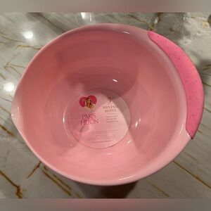 NWT Paris Hilton 🎀 Pink 5 Quart Mixing Bowl